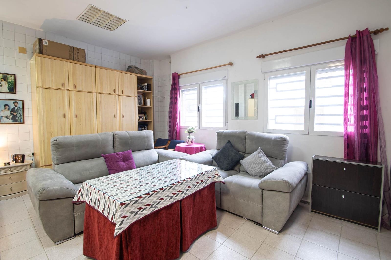 4 chambre Villa/Maison Mitoyenne à vendre à La Zubia - 178 000 € (Ref: 9686559)