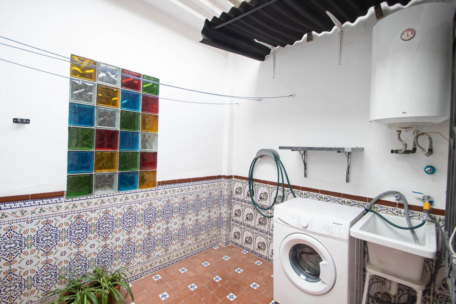 4 chambre Villa/Maison Mitoyenne à vendre à La Zubia - 178 000 € (Ref: 9686559)