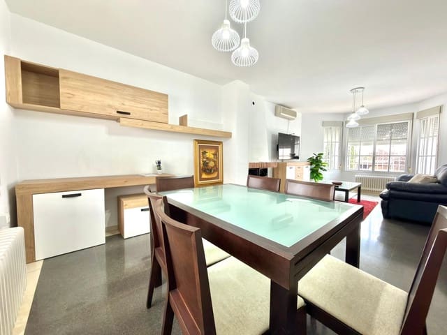 4 sovrum Villa till salu i Albolote med pool - 350 000 € (Ref: 9690716)