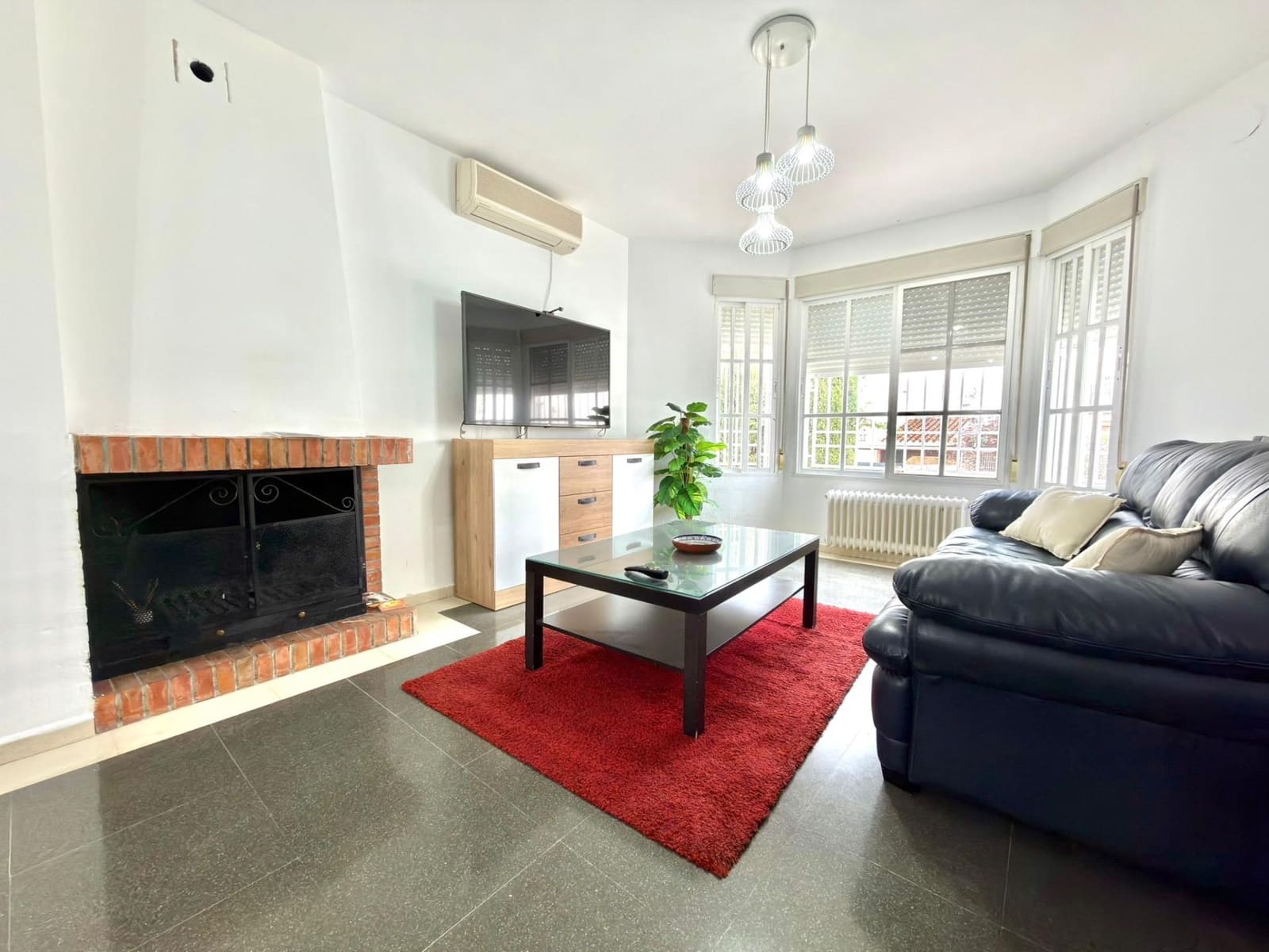 4 soveværelse Villa til salg i Albolote med swimmingpool - € 350.000 (Ref: 9690716)