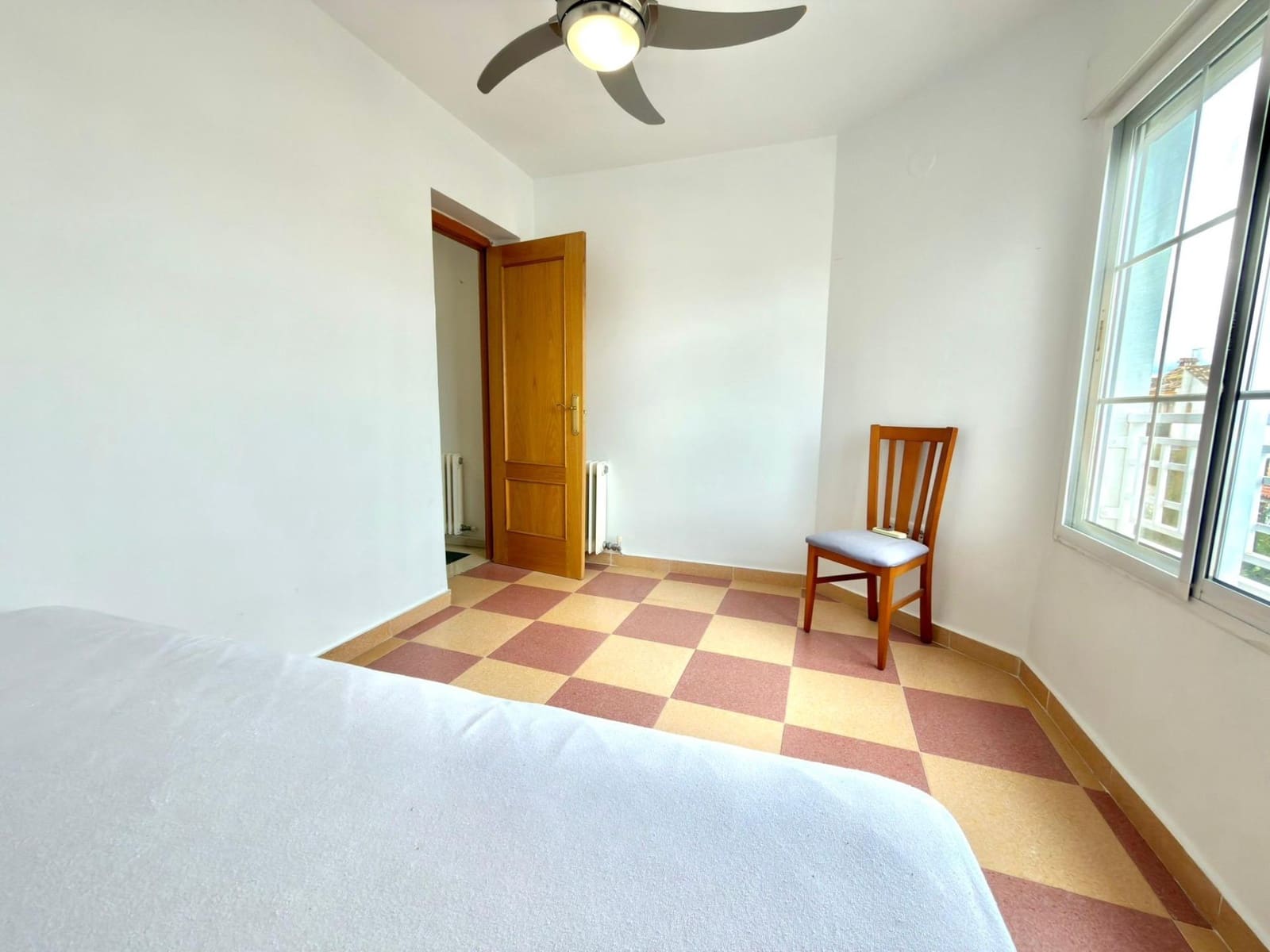 4 soveværelse Villa til salg i Albolote med swimmingpool - € 350.000 (Ref: 9690716)