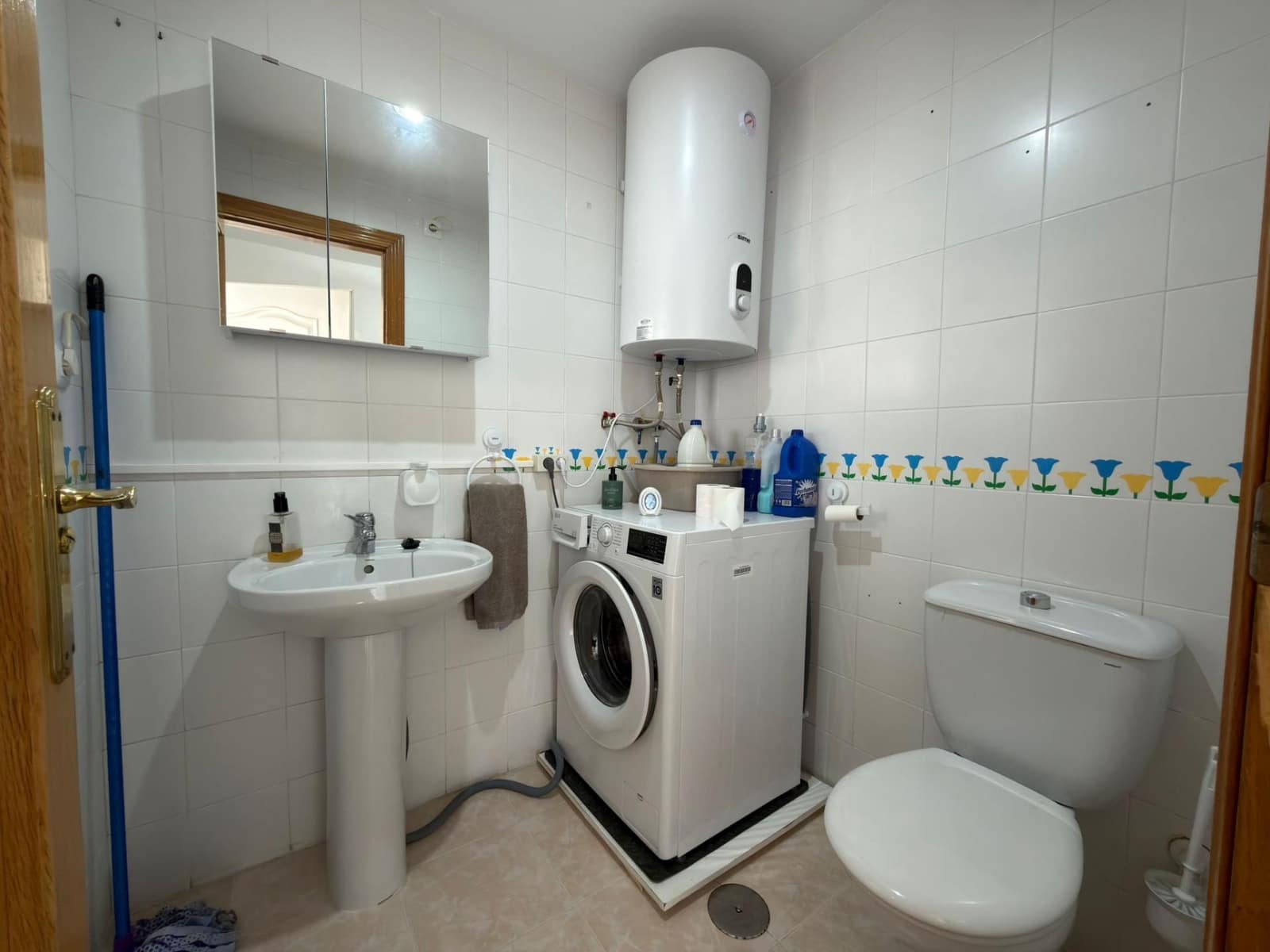 4 soveværelse Villa til salg i Albolote med swimmingpool - € 350.000 (Ref: 9690716)