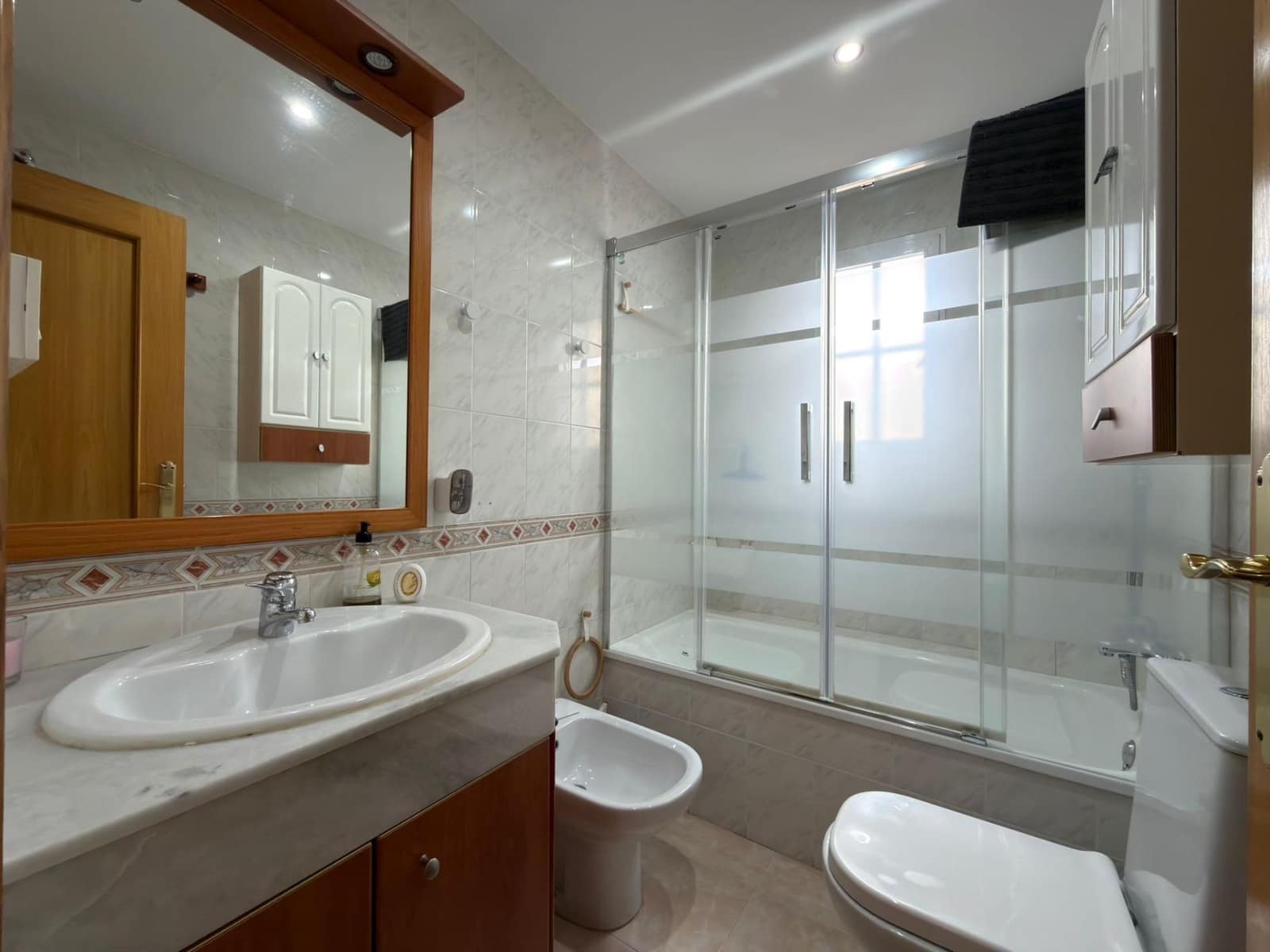 4 soveværelse Villa til salg i Albolote med swimmingpool - € 350.000 (Ref: 9690716)