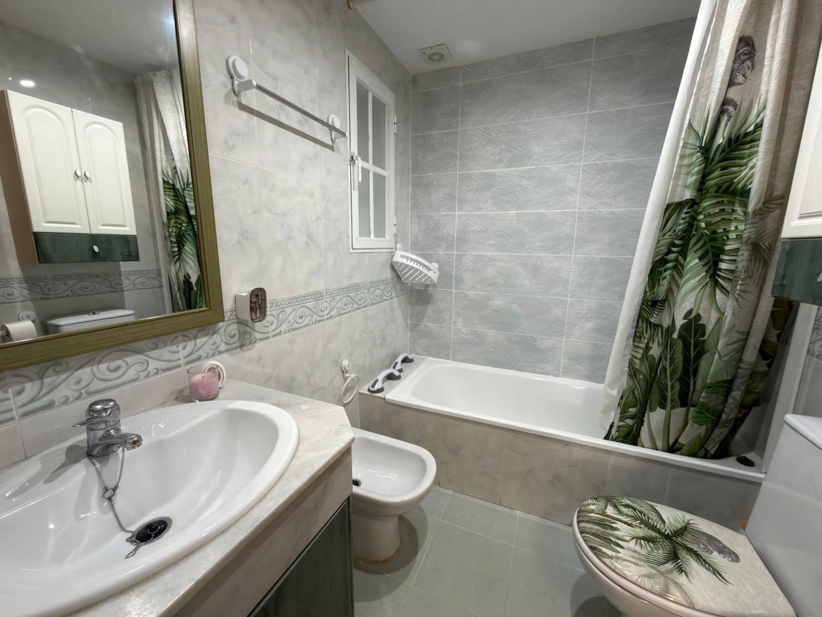 4 soveværelse Villa til salg i Albolote med swimmingpool - € 350.000 (Ref: 9690716)