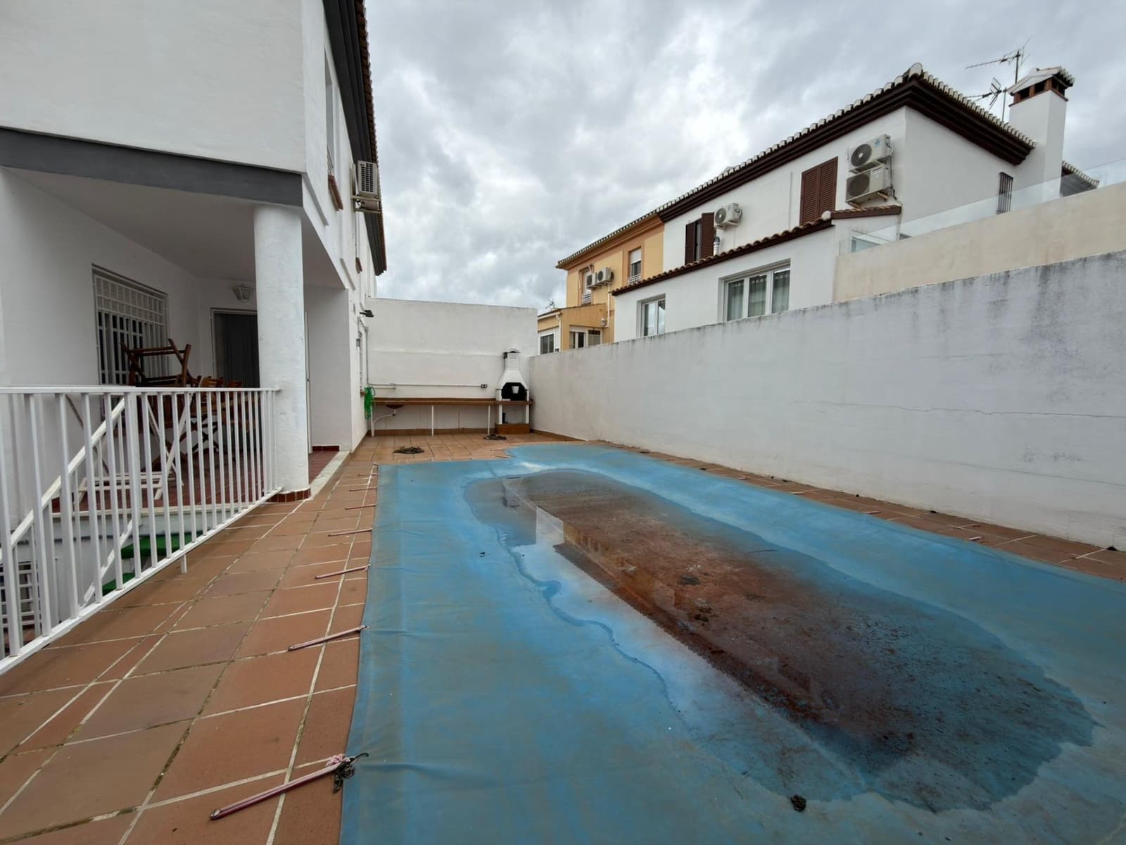 4 soveværelse Villa til salg i Albolote med swimmingpool - € 350.000 (Ref: 9690716)