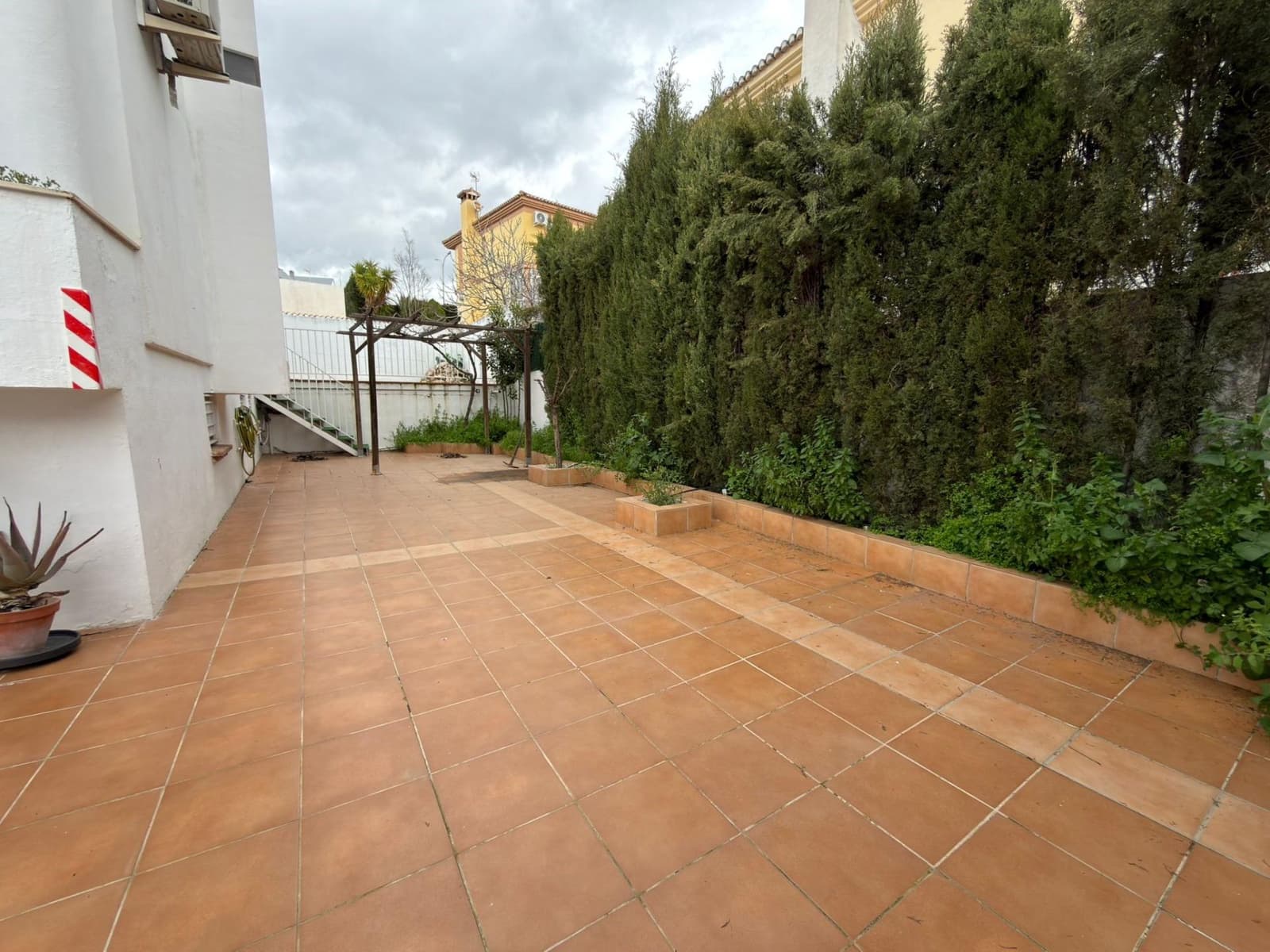 4 soveværelse Villa til salg i Albolote med swimmingpool - € 350.000 (Ref: 9690716)