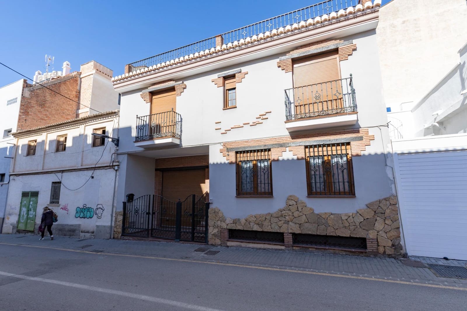 5 slaapkamer Villa te koop in Maracena met garage - € 299.900 (Ref: 9690717)