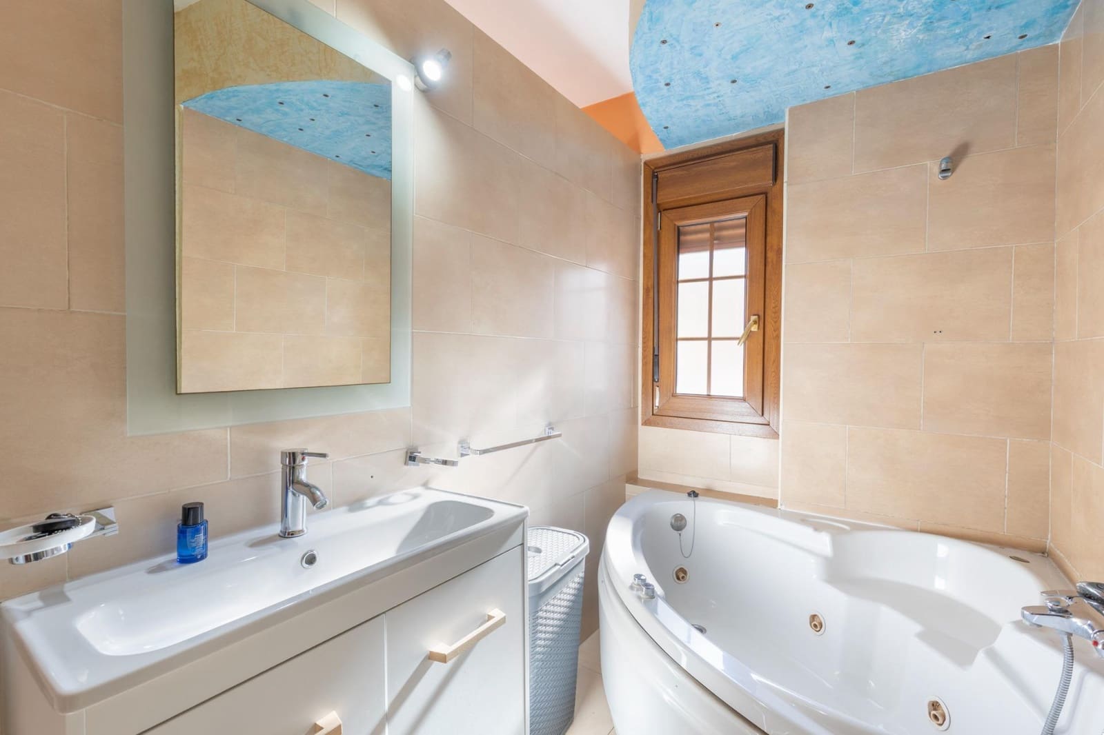 5 slaapkamer Villa te koop in Maracena met garage - € 299.900 (Ref: 9690717)