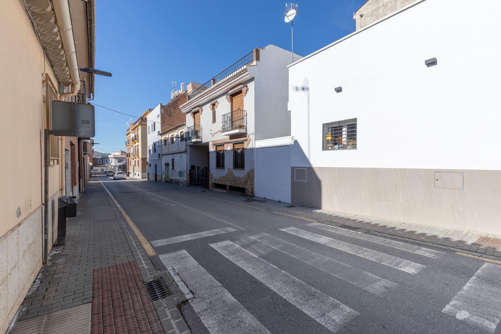 5 slaapkamer Villa te koop in Maracena met garage - € 299.900 (Ref: 9690717)