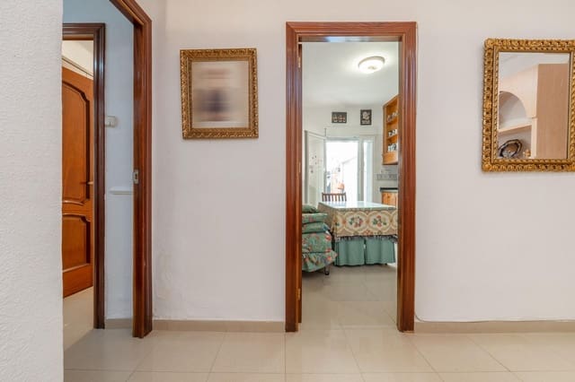 2 soverom Leilighet til salgs i Granada by med garasje - € 195 000 (Ref: 9695455)