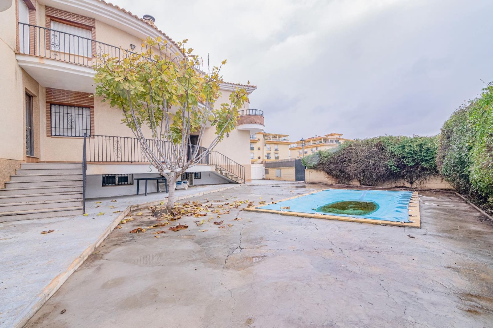 6 soveværelse Villa til salg i Atarfe med swimmingpool garage - € 369.900 (Ref: 9695456)