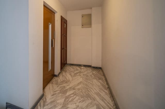 4 quarto Penthouse para venda em Motril - 285 000 € (Ref: 9695457)