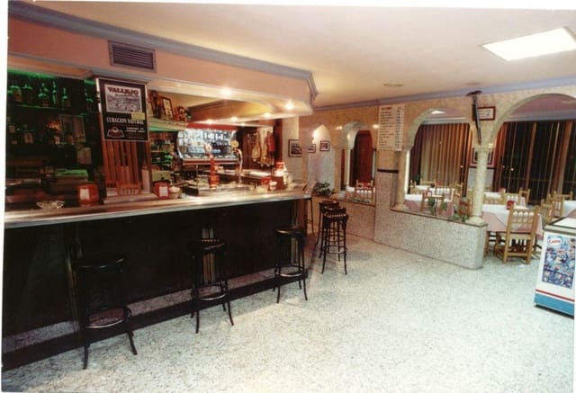 14 chambre Hôtel à vendre à Salobreña - 1 060 000 € (Ref: 9695458)