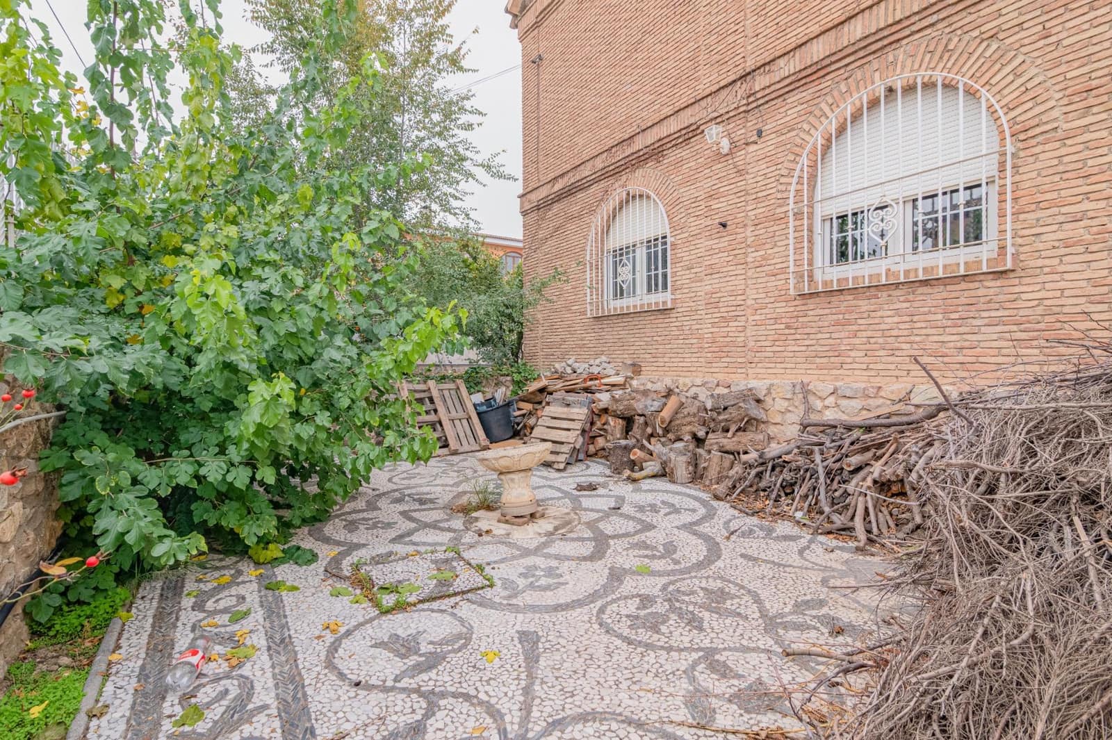 5 quarto Moradia para venda em La Zubia com piscina garagem - 1 190 000 € (Ref: 9695460)