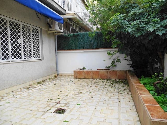 4 soveværelse Rækkehus til salg i Granada by - € 350.000 (Ref: 9695461)