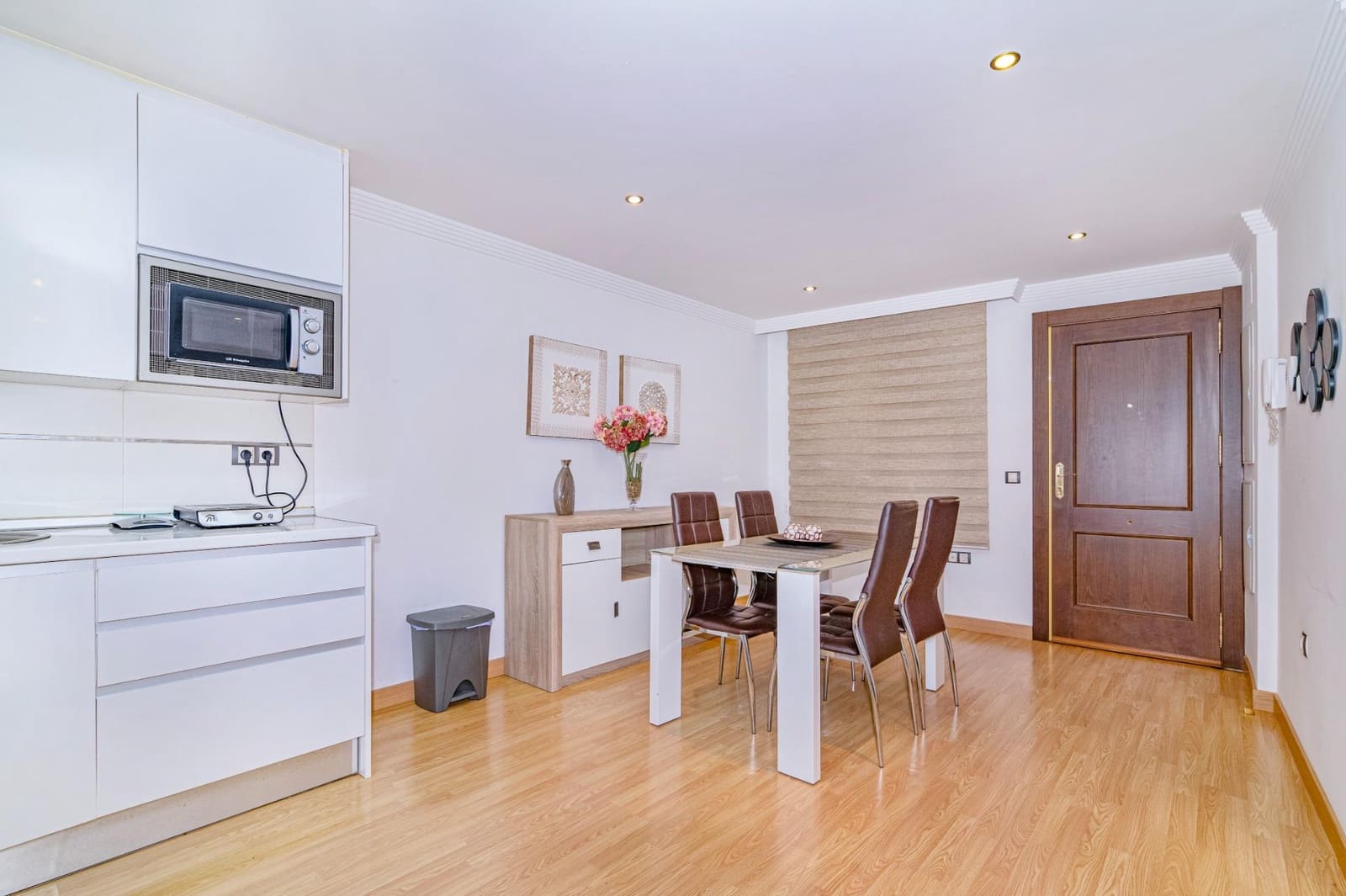 2 bedroom Flat for sale in La Zubia - € 150,000 (Ref: 9695462)