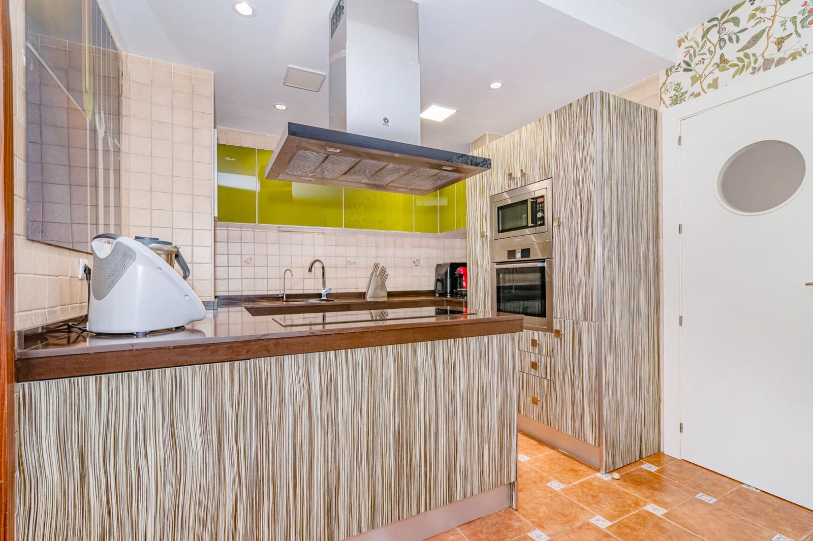 3 bedroom Semi-detached Villa for sale in Peligros with pool garage - € 318,000 (Ref: 9712093)