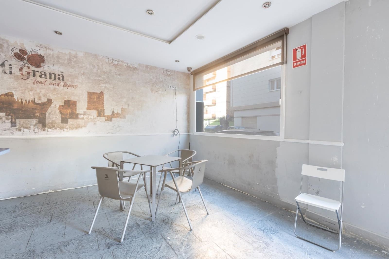 1 bedroom Commercial for sale in Granada city - € 215,000 (Ref: 9759077)