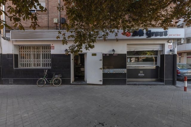 1 slaapkamer Commercieel te koop in Granada stad - € 215.000 (Ref: 9759077)