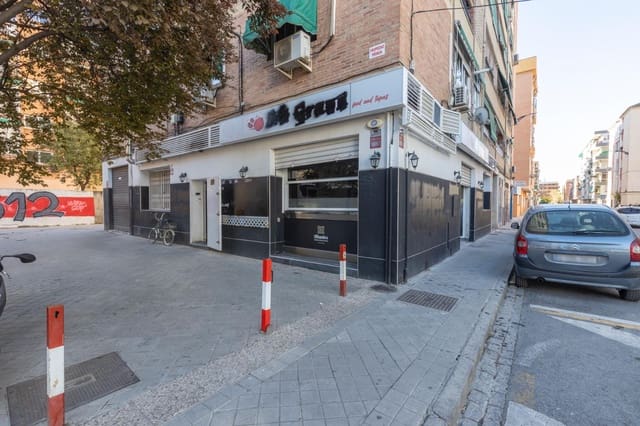 1 slaapkamer Commercieel te koop in Granada stad - € 215.000 (Ref: 9759077)