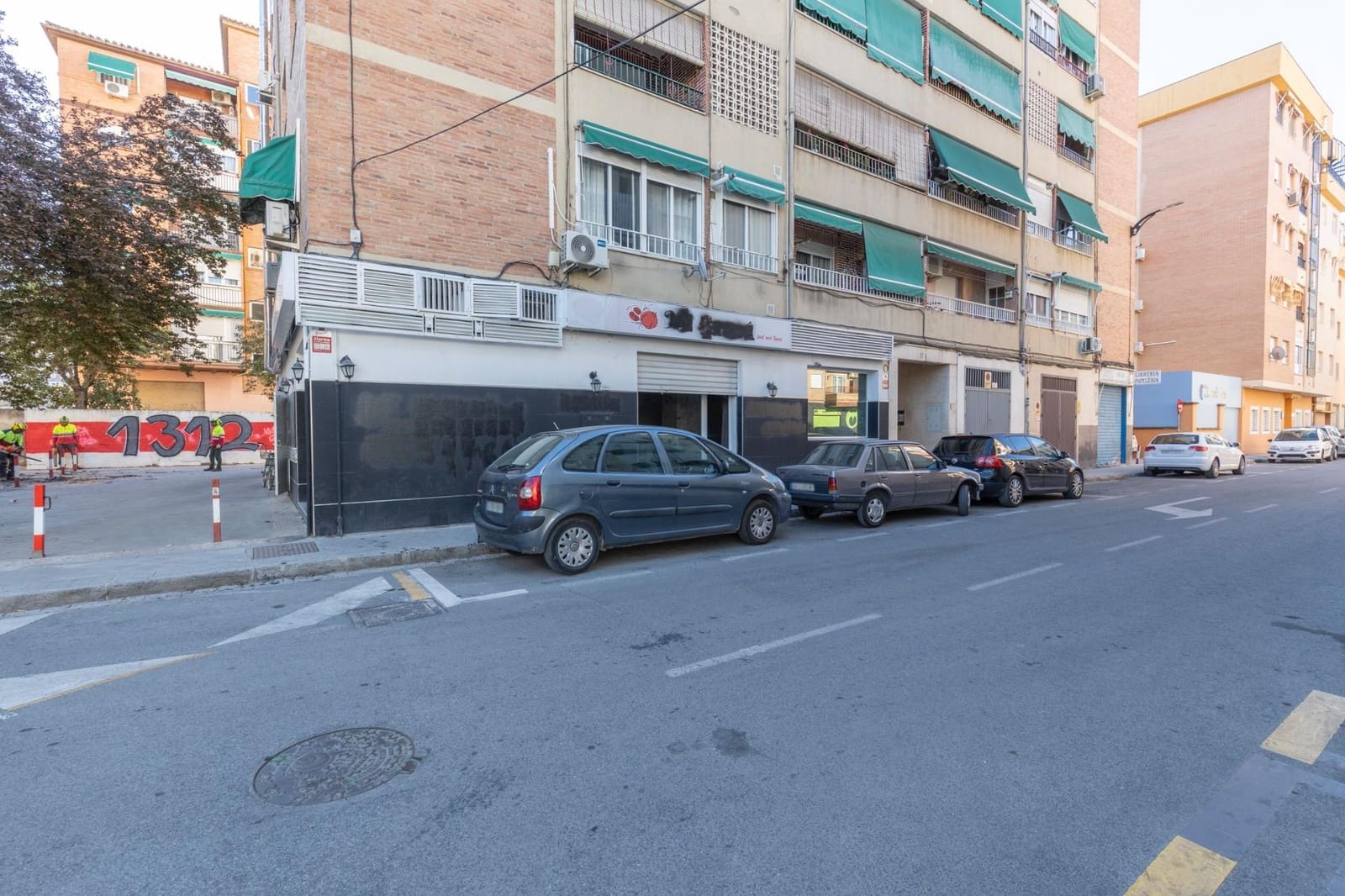 1 bedroom Commercial for sale in Granada city - € 215,000 (Ref: 9759077)