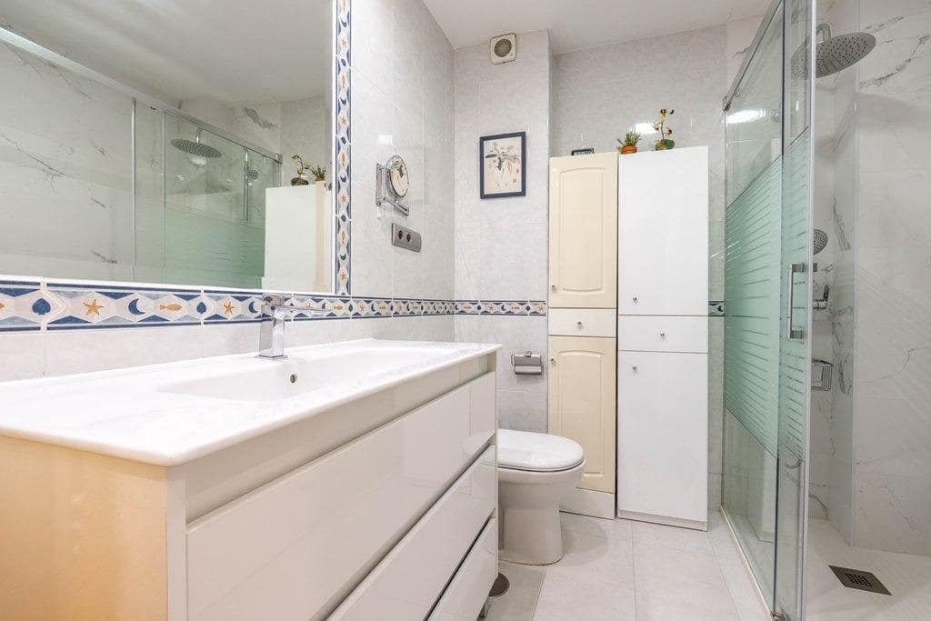 4 slaapkamer Penthouse te koop in Granada stad - € 419.000 (Ref: 9759078)