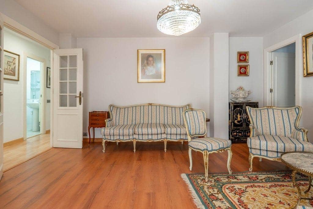 4 slaapkamer Penthouse te koop in Granada stad - € 419.000 (Ref: 9759078)