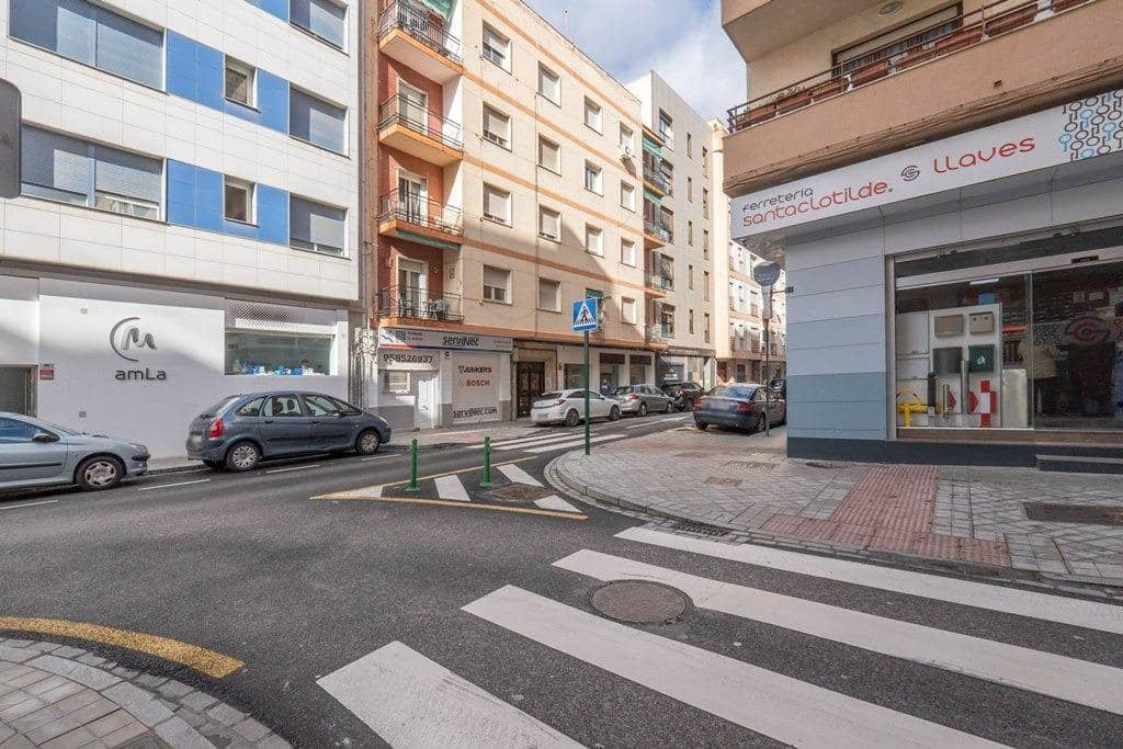 4 soverom Leilighet til salgs i Granada by - € 255 000 (Ref: 9759079)