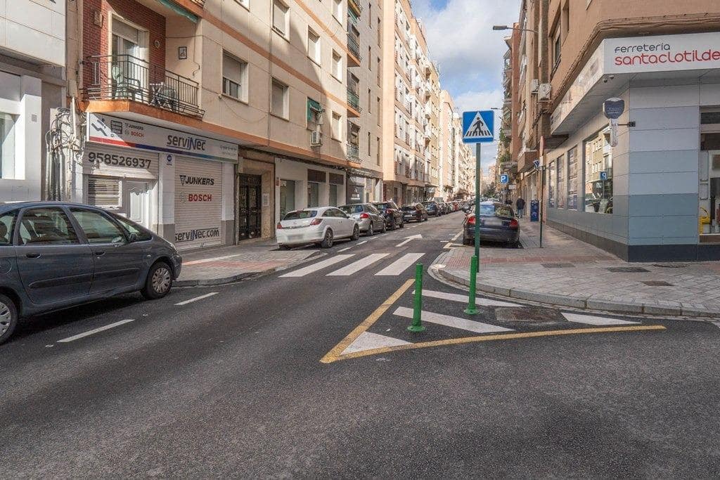 4 soverom Leilighet til salgs i Granada by - € 255 000 (Ref: 9759079)