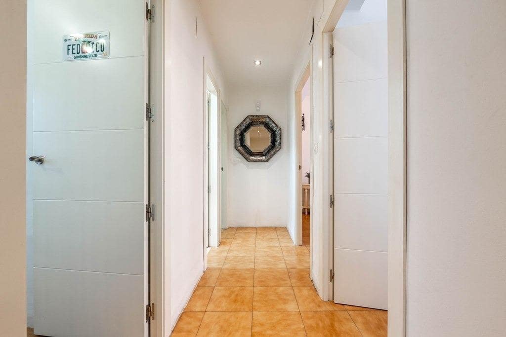 4 soverom Leilighet til salgs i Granada by - € 255 000 (Ref: 9759079)