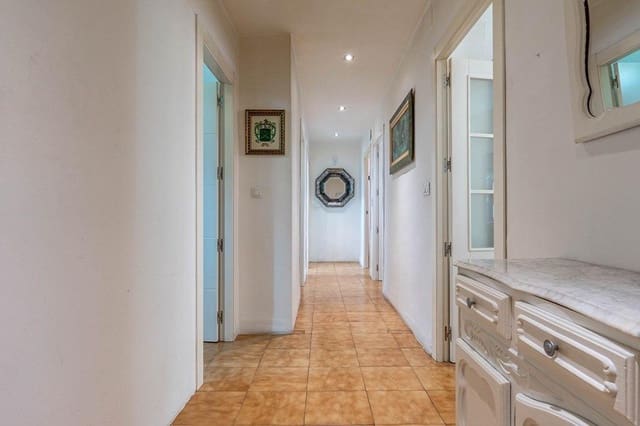 4 soverom Leilighet til salgs i Camino de Ronda - Rosaleda, Granada by - € 255 000 (Ref: 9759079)