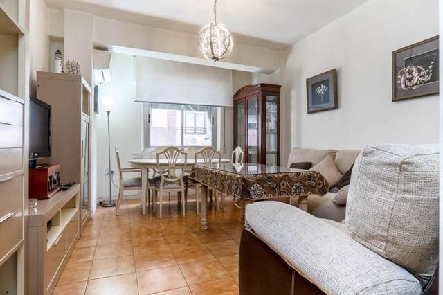 4 soverom Leilighet til salgs i Camino de Ronda - Rosaleda, Granada by - € 255 000 (Ref: 9759079)