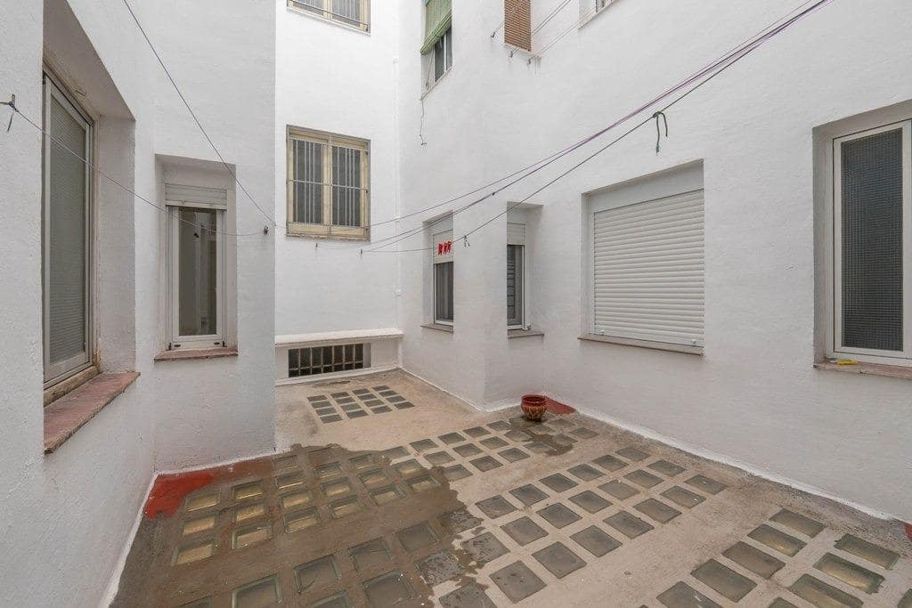 4 soverom Leilighet til salgs i Granada by - € 255 000 (Ref: 9759079)