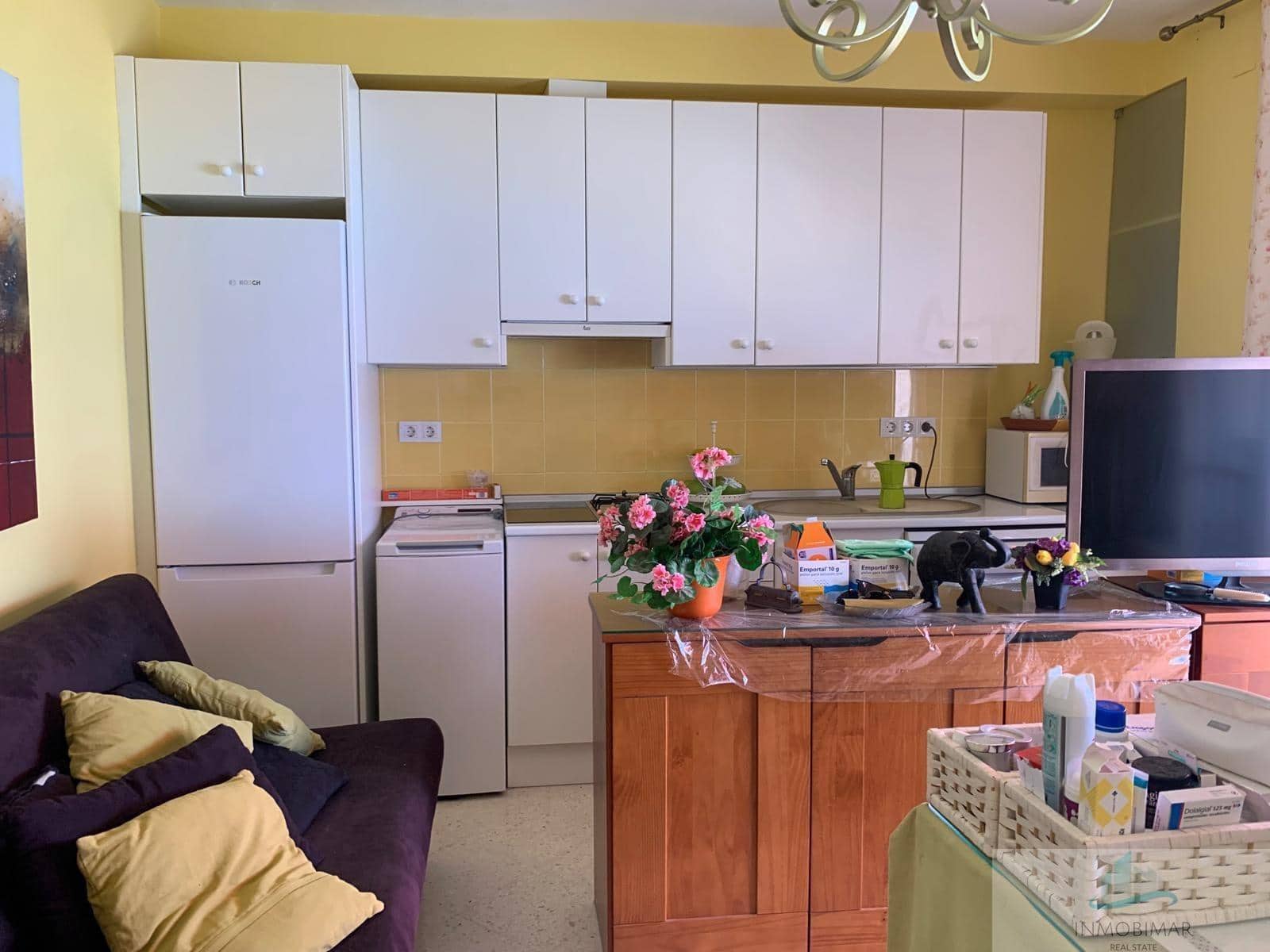 1 soverom Penthouse til salgs i Salobrena med svømmebasseng - € 190 000 (Ref: 9762082)