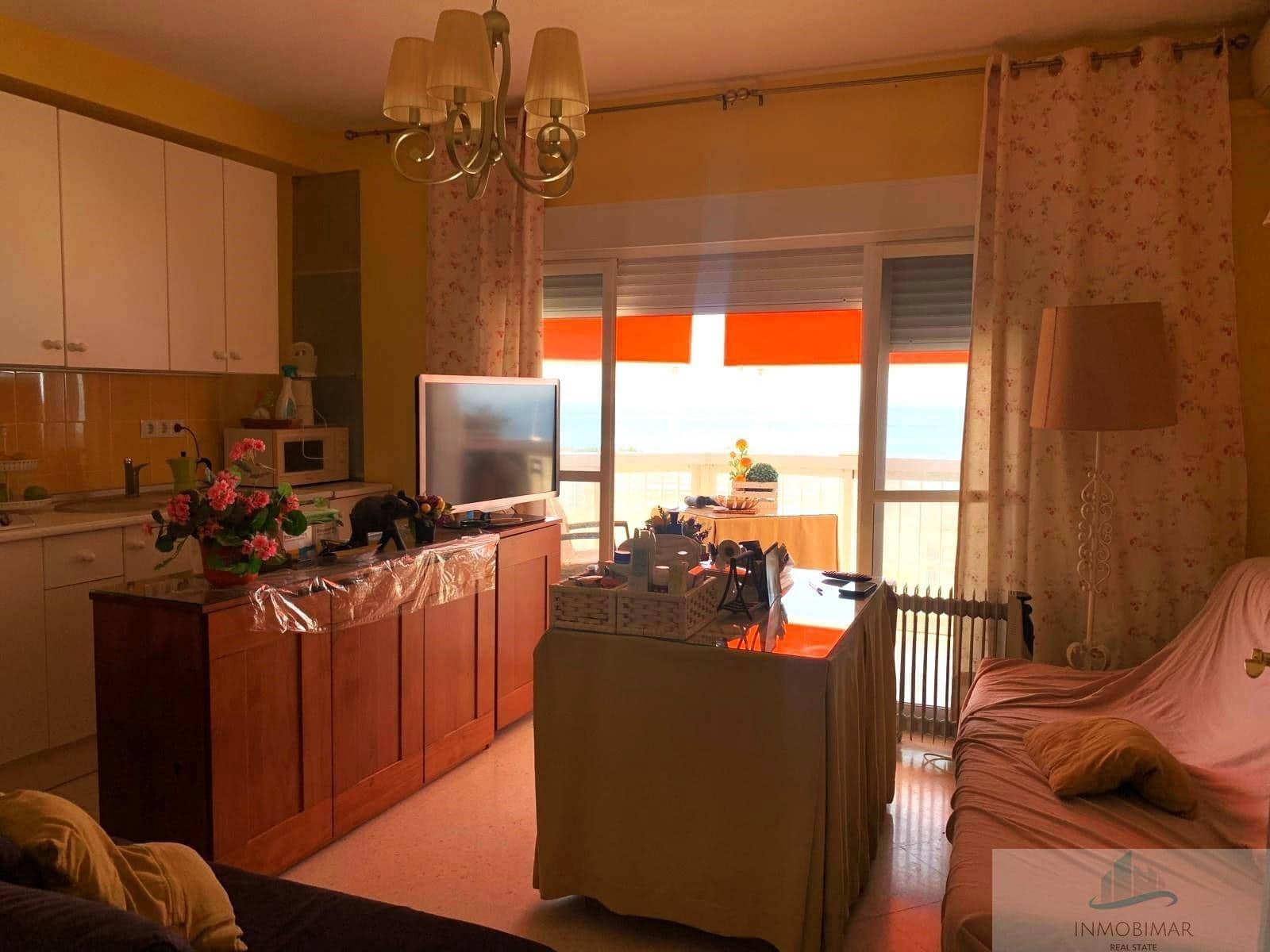 1 soverom Penthouse til salgs i Salobrena med svømmebasseng - € 190 000 (Ref: 9762082)