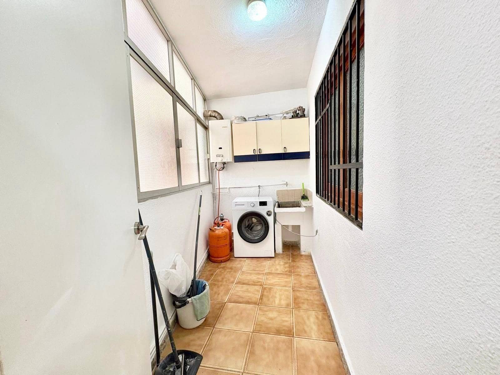 3 makuuhuone Huoneisto myytävänä paikassa Salobrena - 175 000 € (Ref: 9778277)