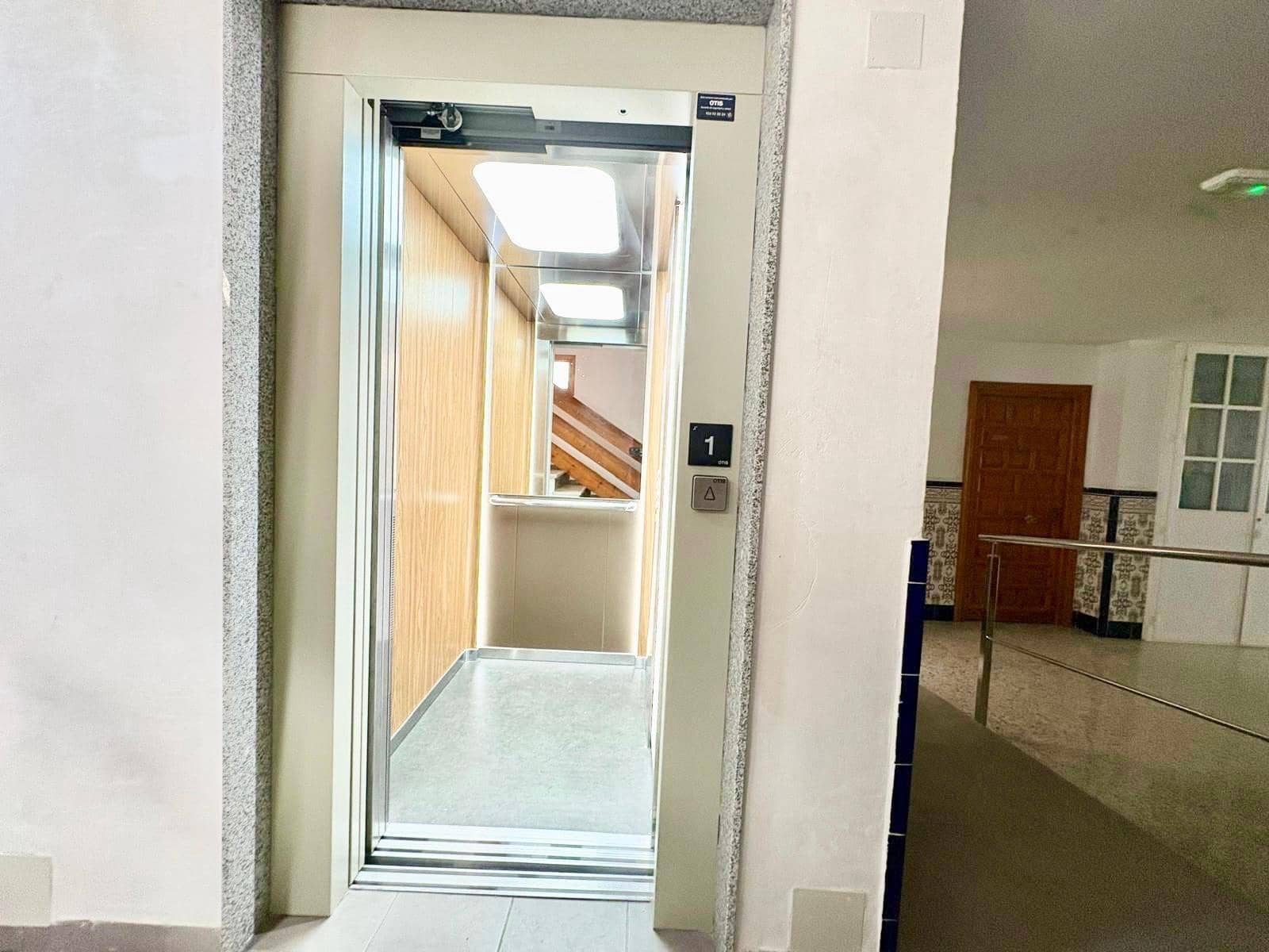 3 makuuhuone Huoneisto myytävänä paikassa Salobrena - 175 000 € (Ref: 9778277)