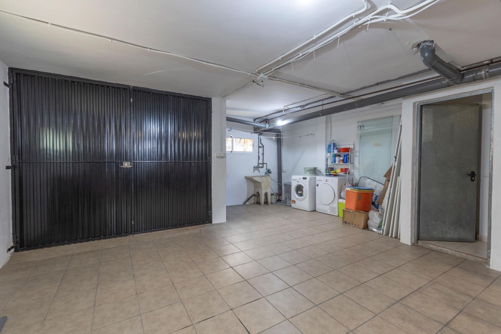 4 bedroom Semi-detached Villa for sale in Atarfe with garage - € 299,000 (Ref: 9778279)