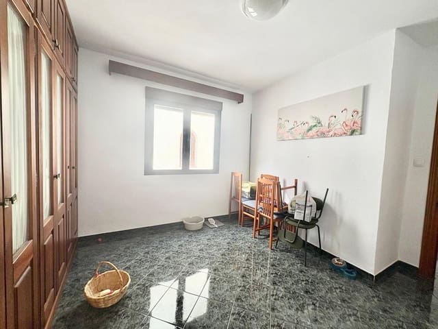 3 soveværelse Lejlighed til salg i Salobreña med garage - € 172.000 (Ref: 9780698)