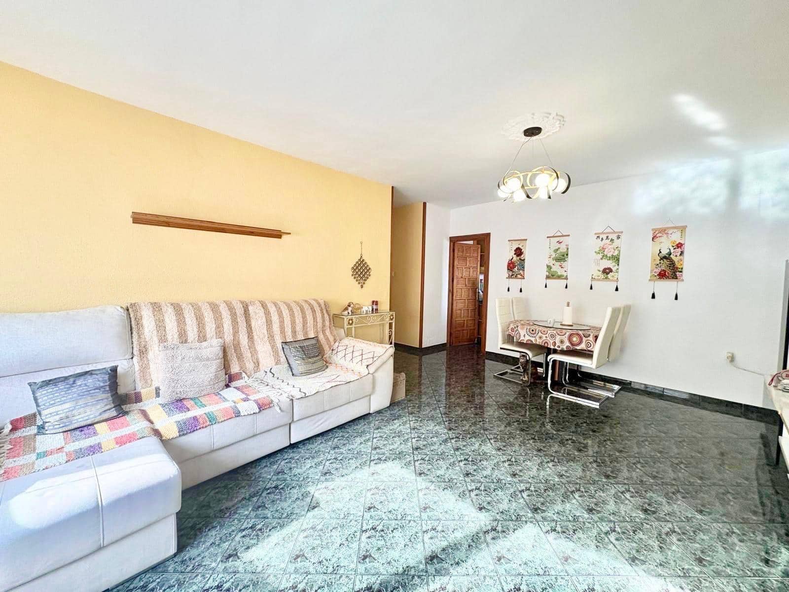 3 soveværelse Lejlighed til salg i Salobrena med garage - € 172.000 (Ref: 9780698)