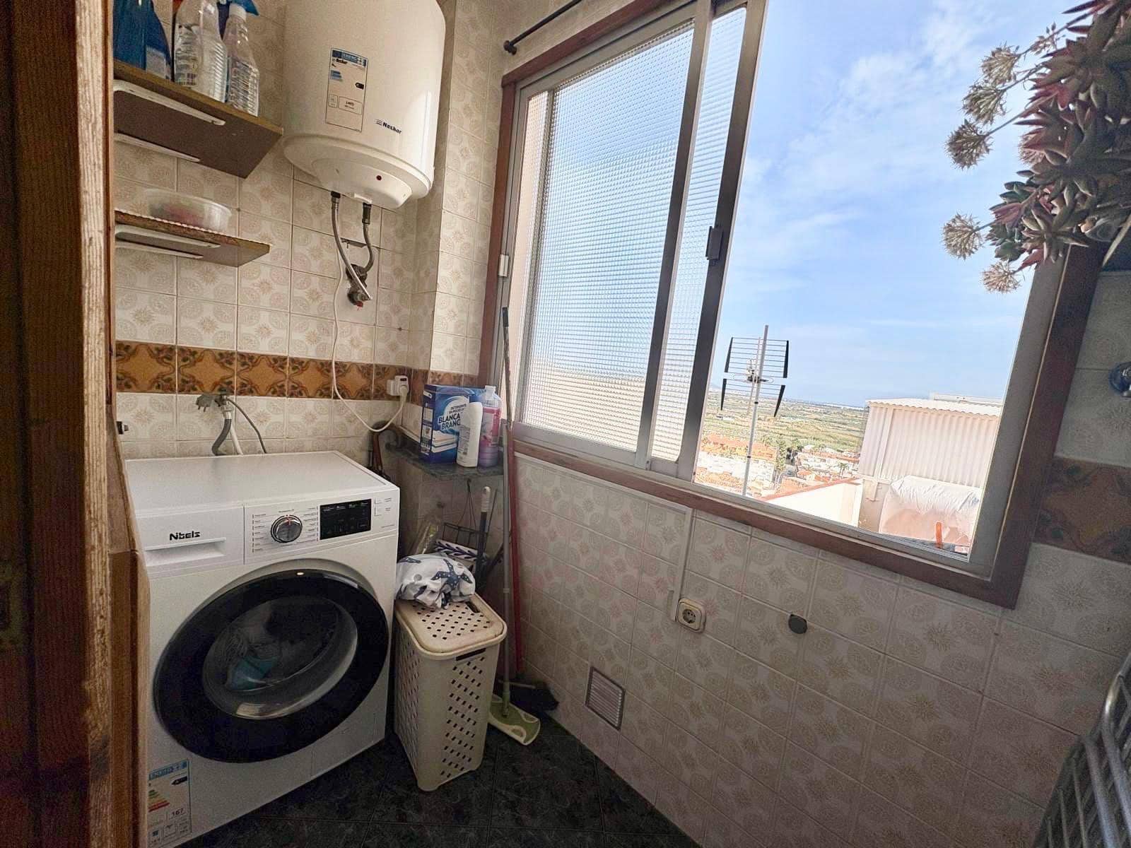 3 soveværelse Lejlighed til salg i Salobrena med garage - € 172.000 (Ref: 9780698)