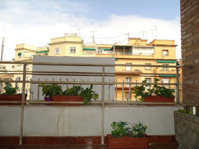 5 makuuhuone Asunto myytävänä paikassa Granada kaupunki mukana 
autotalli - 525 000 € (Ref: 9780699)