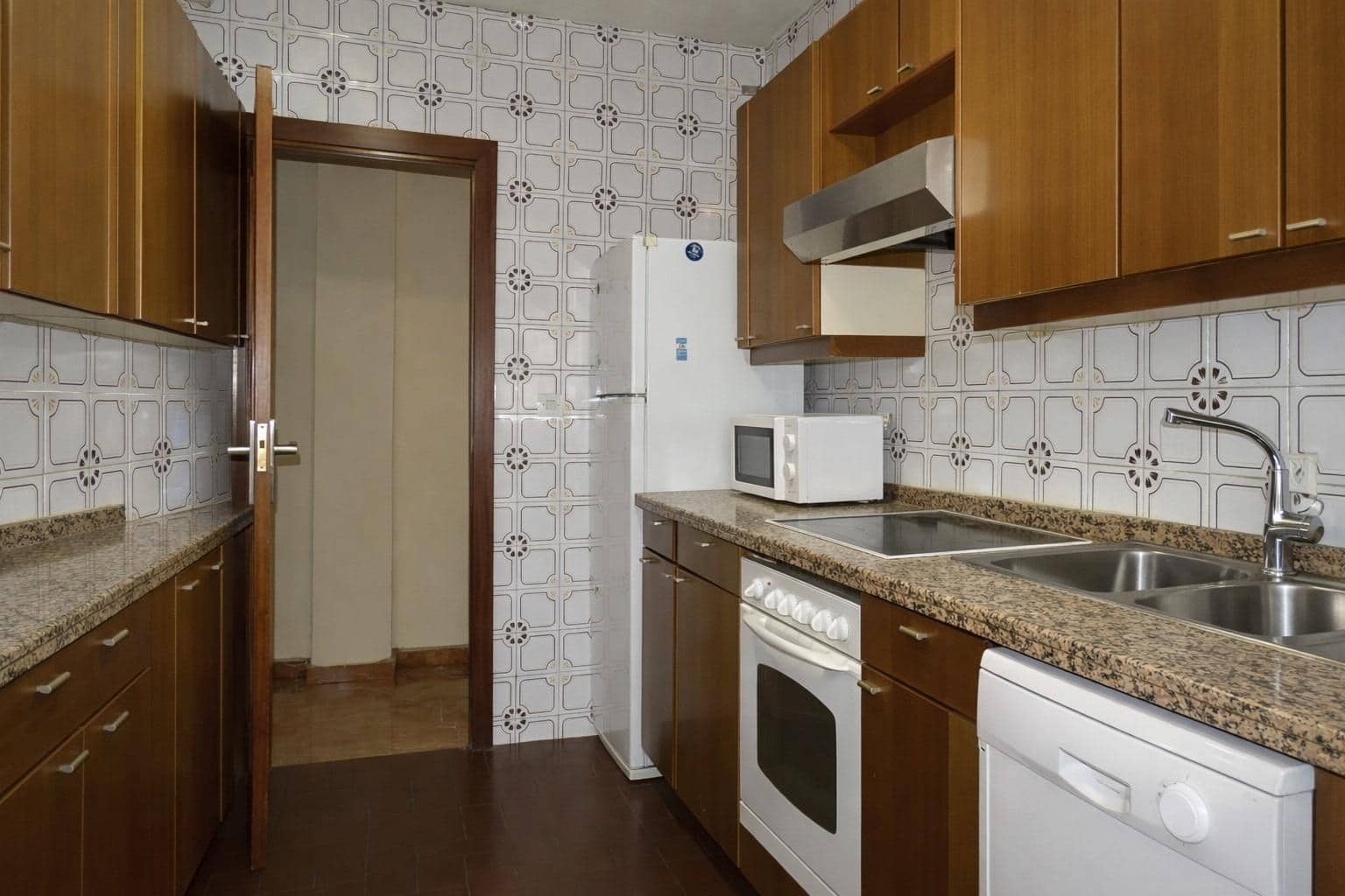 5 makuuhuone Asunto myytävänä paikassa Granada kaupunki mukana 
autotalli - 525 000 € (Ref: 9780699)