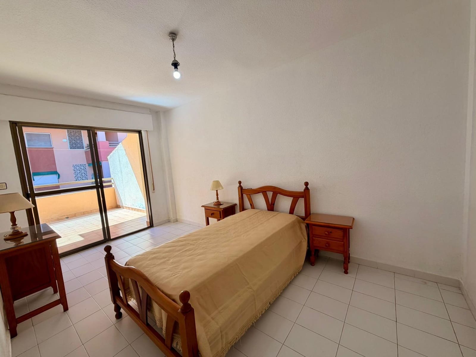 3 chambre Villa/Maison à vendre à Salobrena avec piscine garage - 355 000 € (Ref: 9788506)