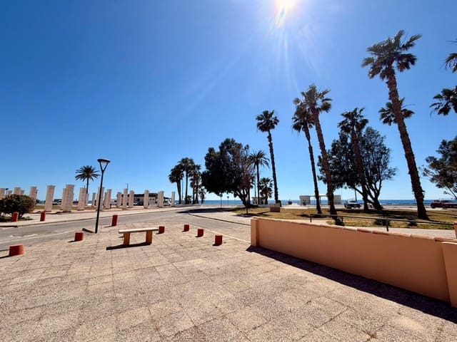 3 quarto Moradia para venda em Salobreña com piscina garagem - 355 000 € (Ref: 9788506)