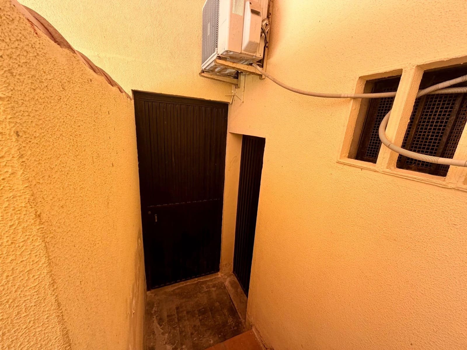 3 chambre Villa/Maison à vendre à Salobrena avec piscine garage - 355 000 € (Ref: 9788506)