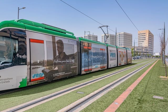 1 quarto Apartamento para venda em Campus de la Salud, Granada cidade com piscina garagem - 265 000 € (Ref: 9788508)