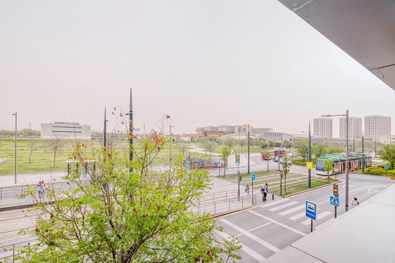 1 Zimmer Wohnung zu verkaufen in Granada Stadt mit Pool Garage - 265.000 € (Ref: 9788508)