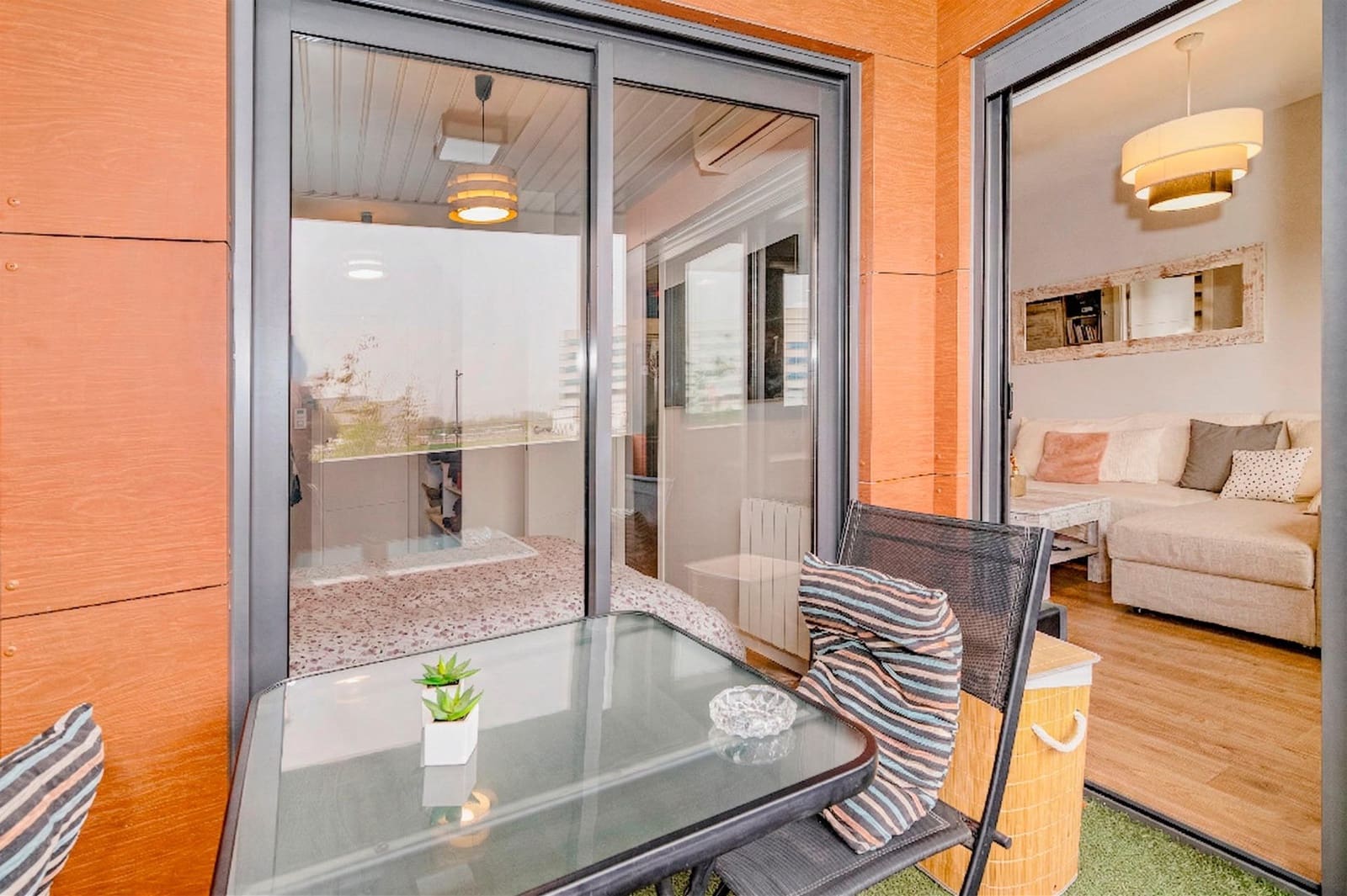 1 Zimmer Wohnung zu verkaufen in Granada Stadt mit Pool Garage - 265.000 € (Ref: 9788508)