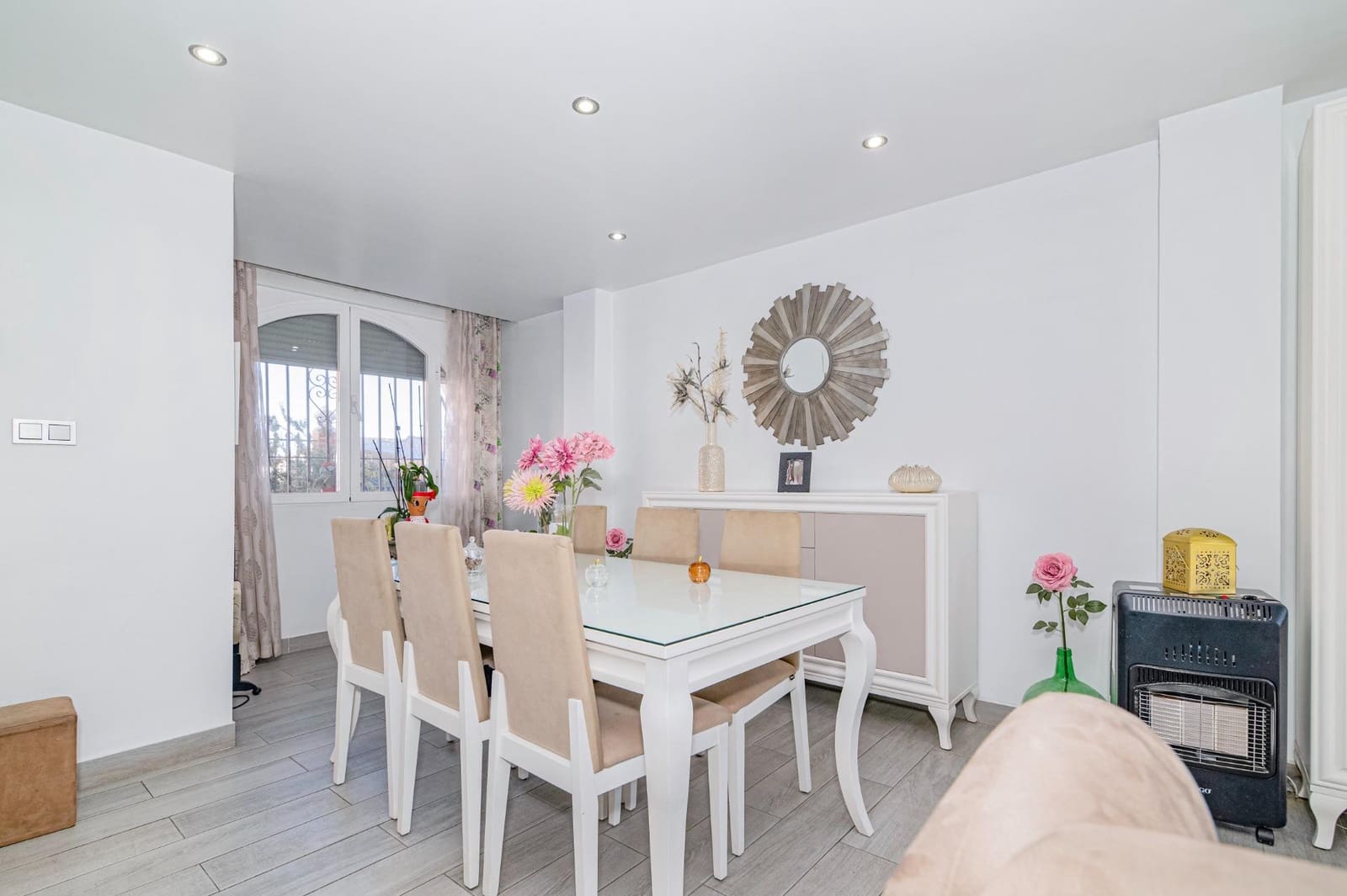 3 soveværelse Villa til salg i Cijuela med swimmingpool garage - € 188.500 (Ref: 9788510)